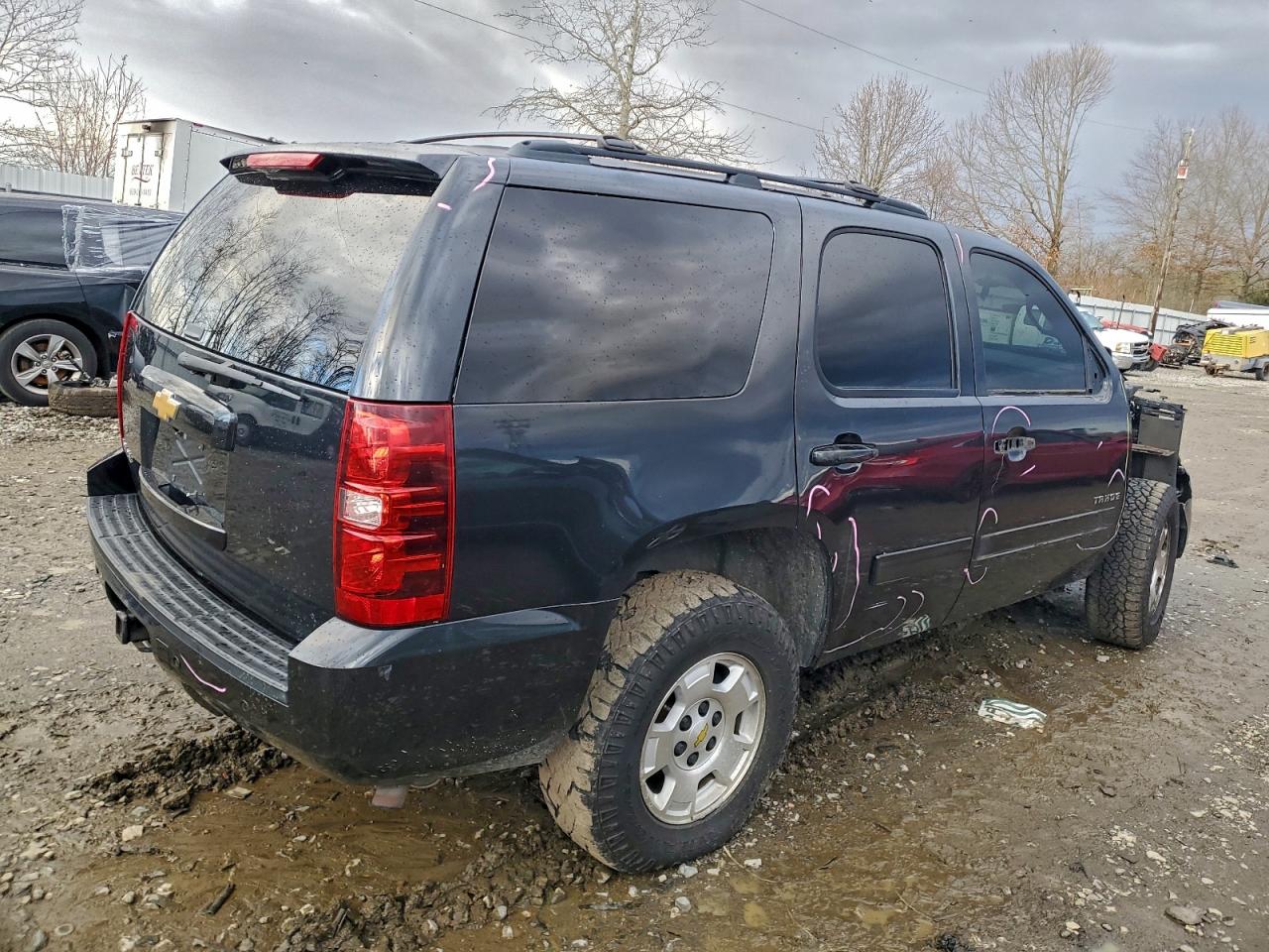 2013 CHEVROLET TAHOE K1500 LS photo 3
