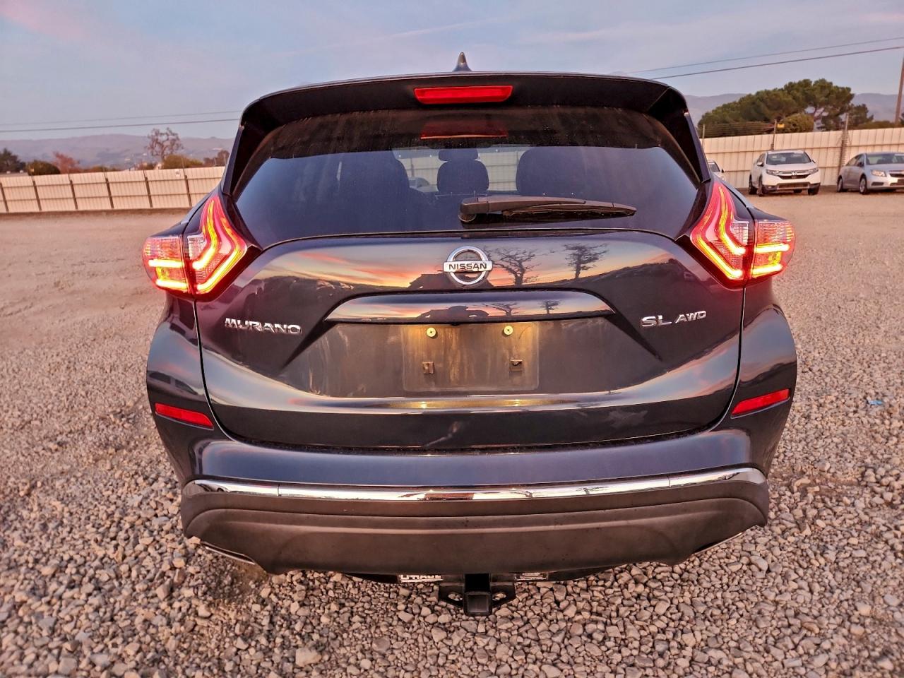 2018 NISSAN MURANO S photo 6