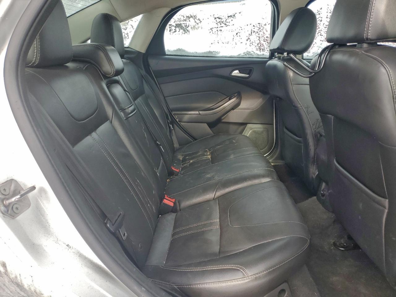 2013 FORD FOCUS SE photo 19