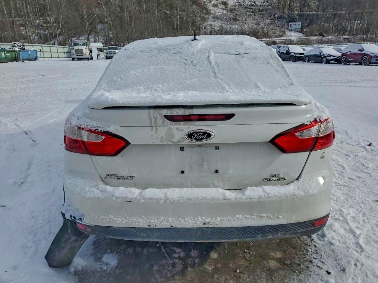 2013 FORD FOCUS SE photo 11