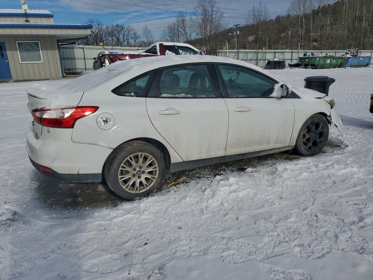 2013 FORD FOCUS SE photo 5