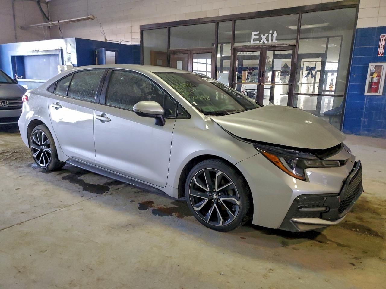 2020 TOYOTA COROLLA SE photo 4