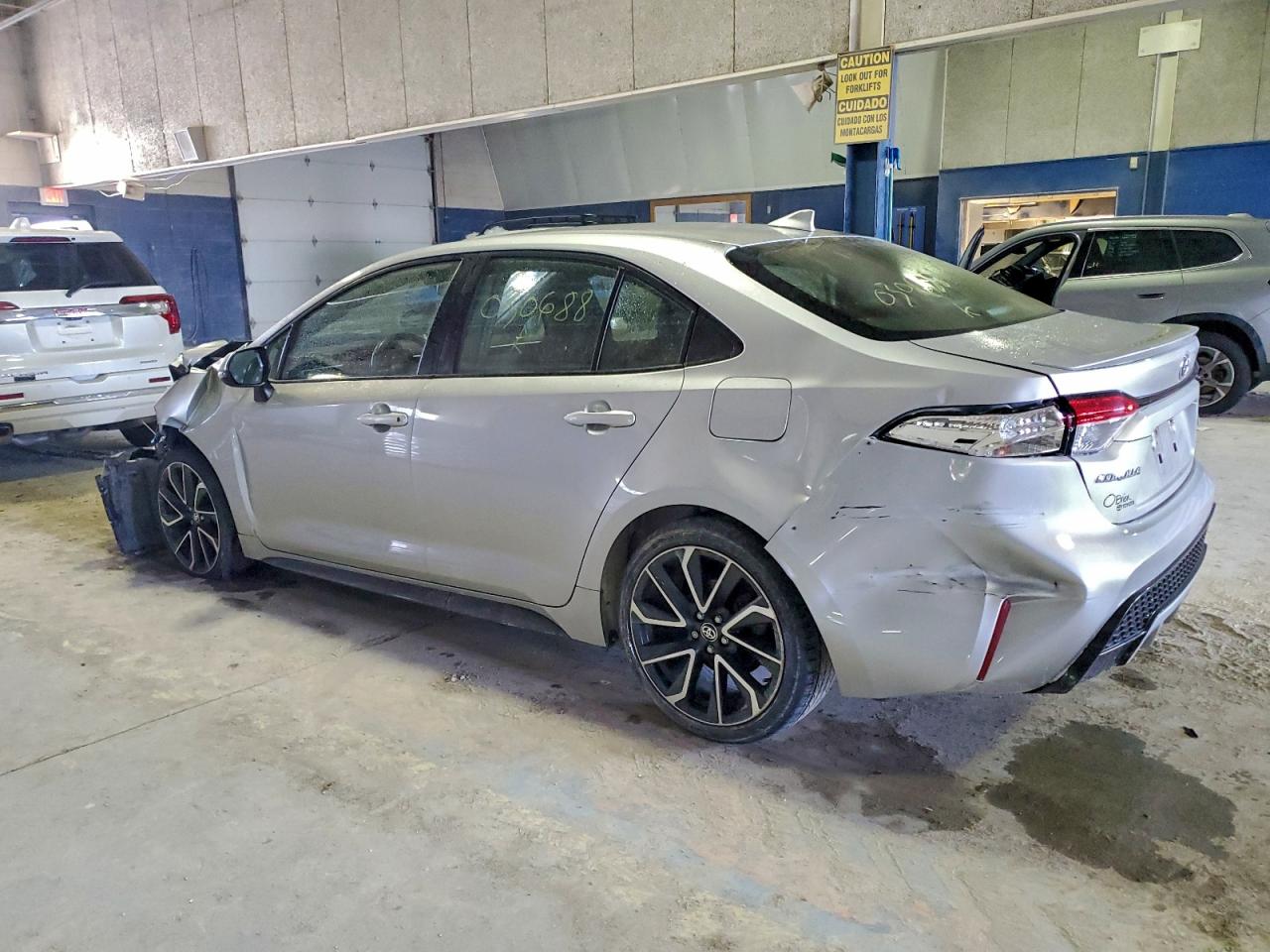 2020 TOYOTA COROLLA SE photo 2