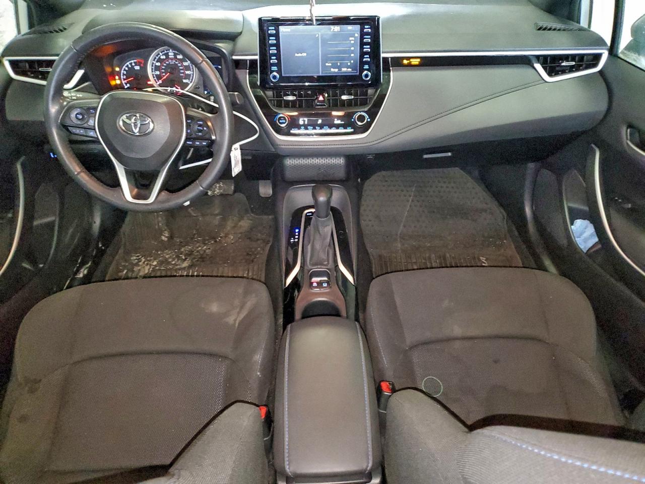 2020 TOYOTA COROLLA SE photo 8