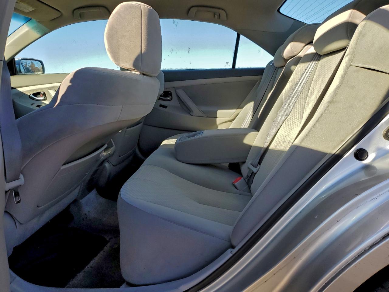 2009 TOYOTA CAMRY BASE photo 10