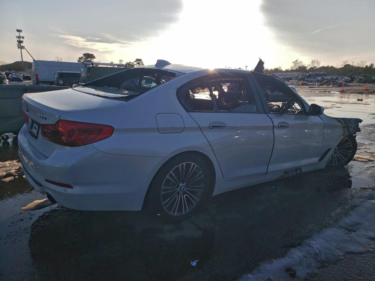 2018 BMW 530 XI photo 3
