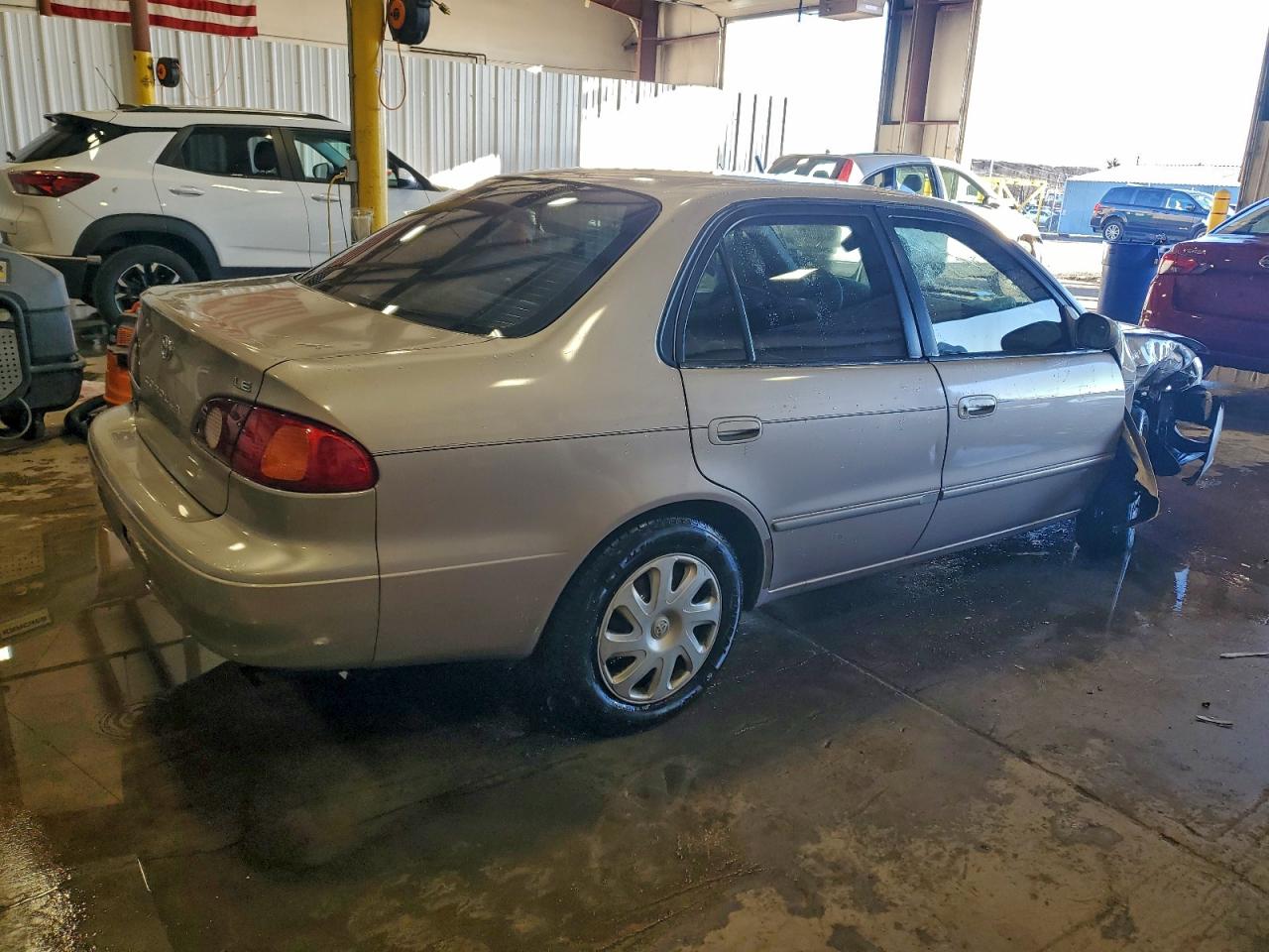 2001 TOYOTA COROLLA CE photo 3