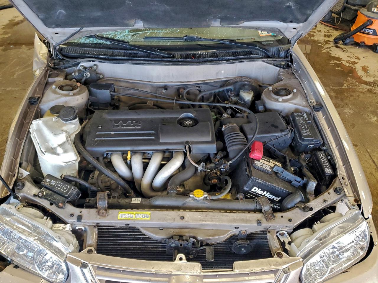 2001 TOYOTA COROLLA CE photo 11