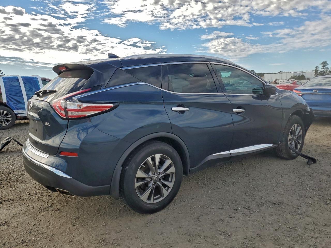 2017 NISSAN MURANO S photo 3