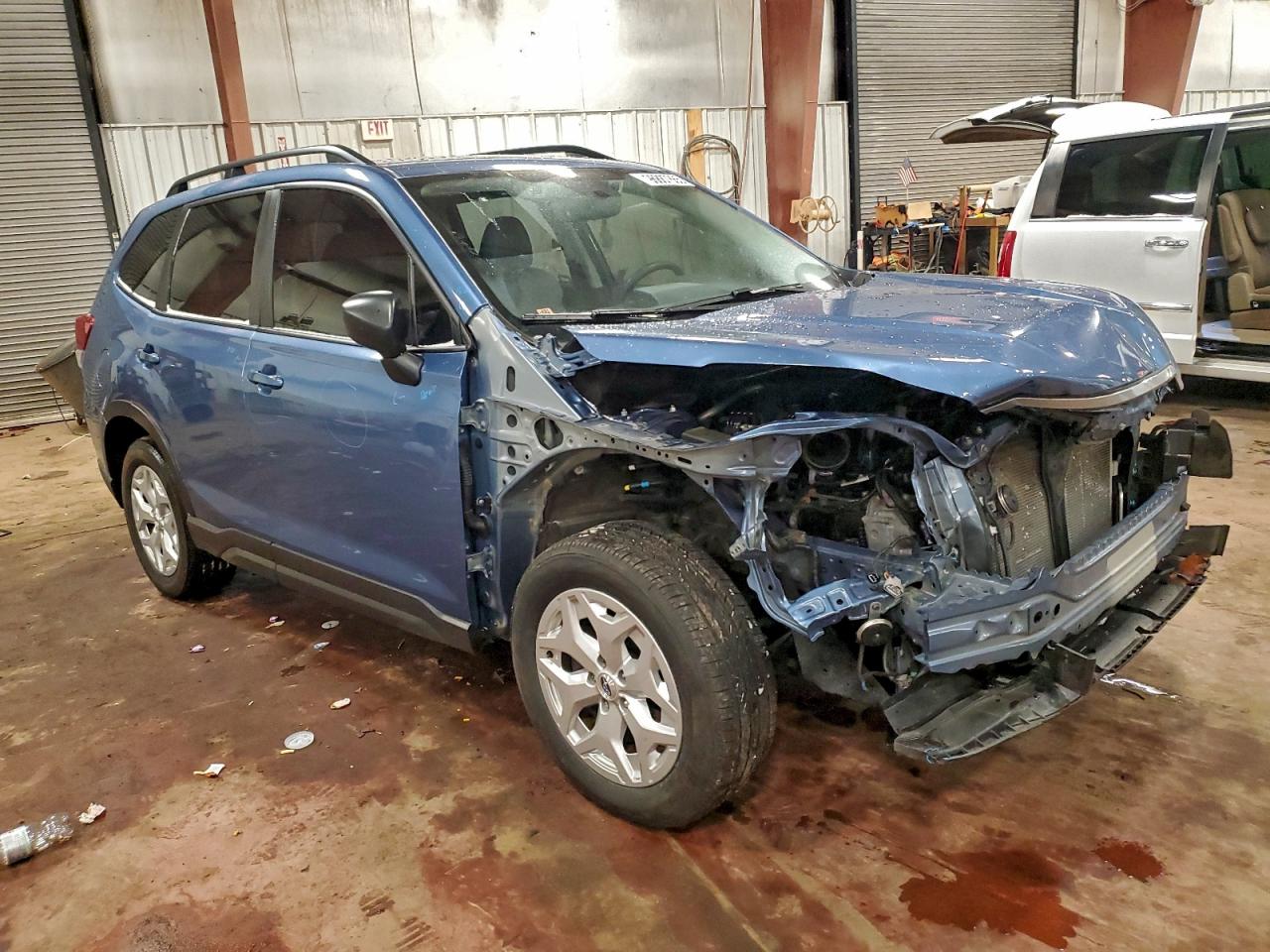 2021 SUBARU FORESTER photo 4