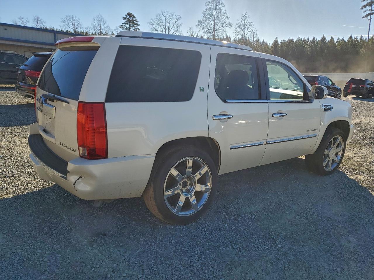 2011 CADILLAC ESCALADE HYBRID photo 3