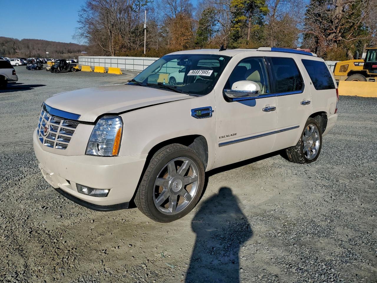 2011 CADILLAC ESCALADE