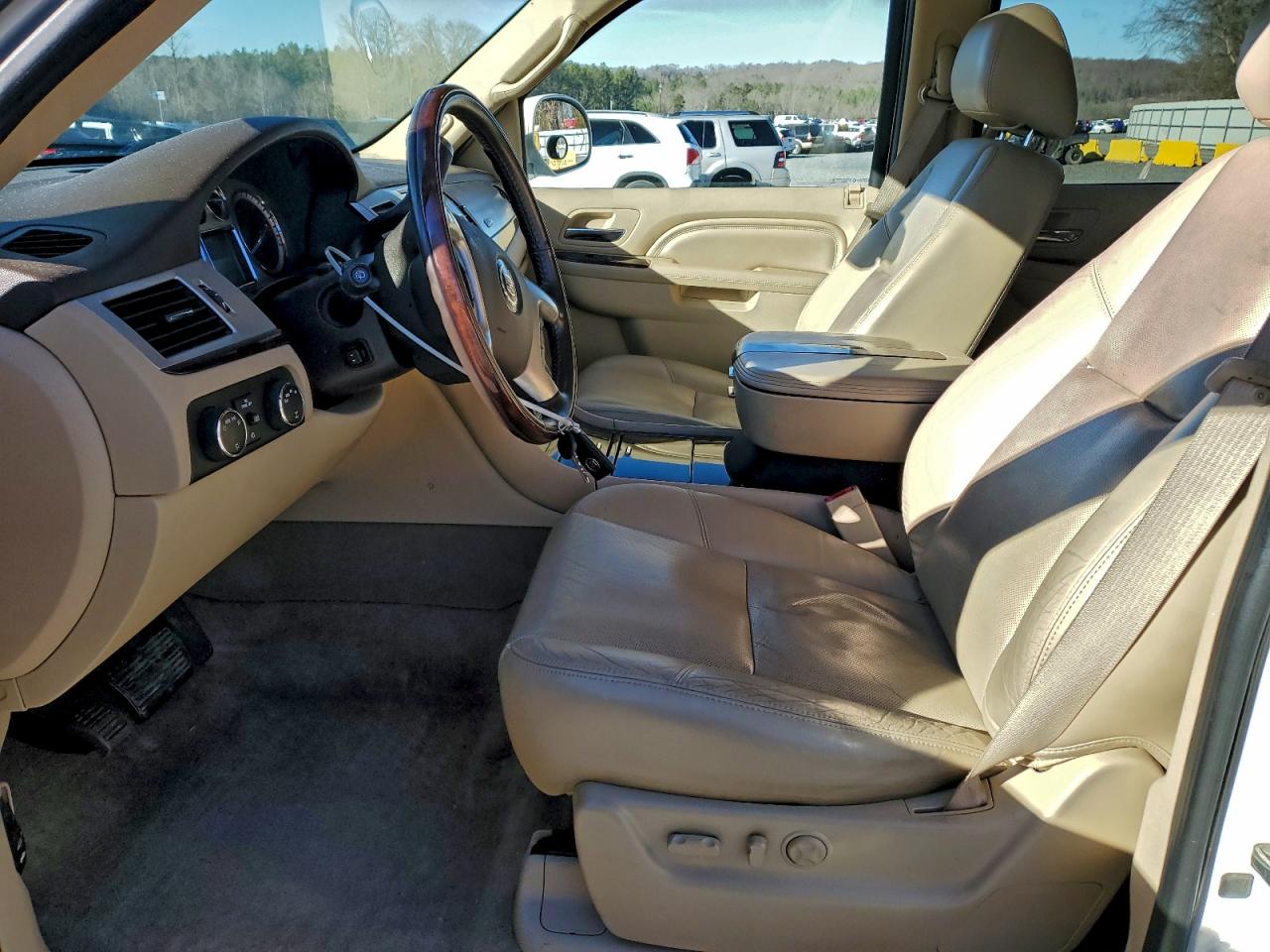 2011 CADILLAC ESCALADE HYBRID photo 7