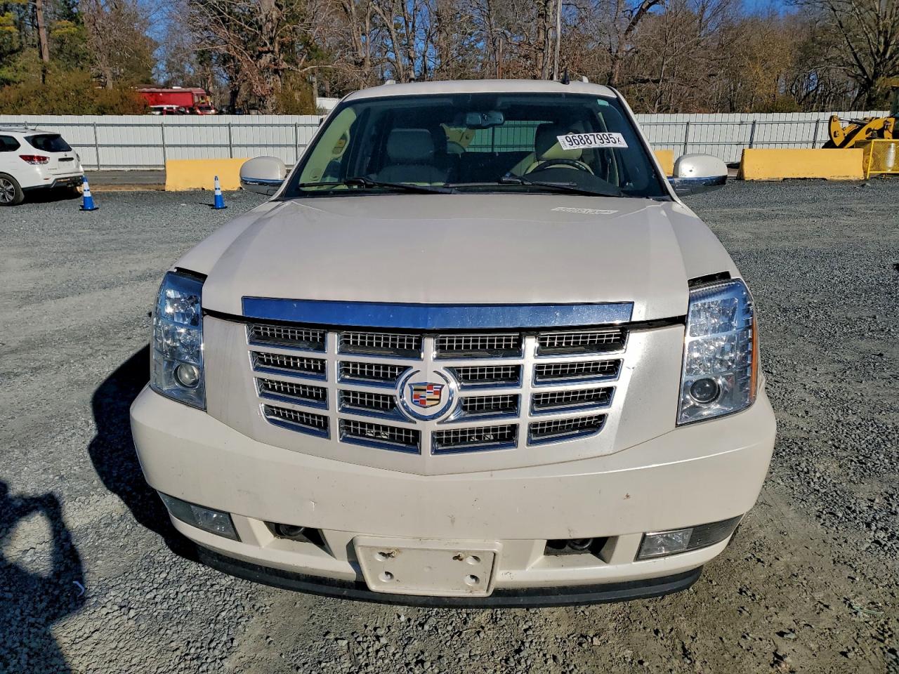 2011 CADILLAC ESCALADE HYBRID photo 5