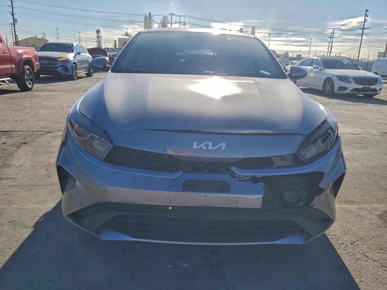 2023 KIA FORTE LX photo 5