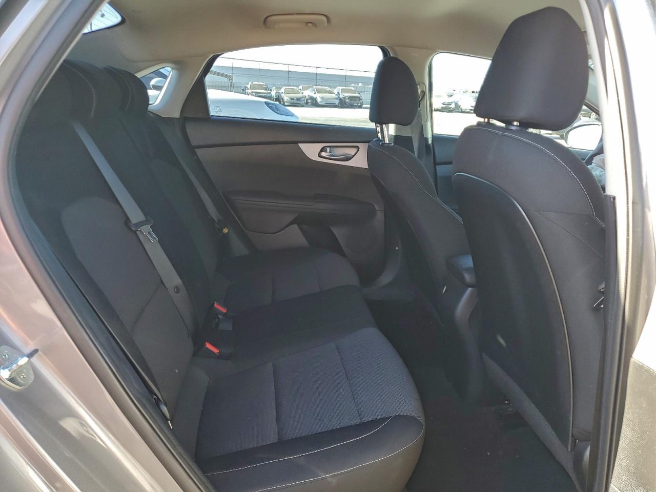 2023 KIA FORTE LX photo 10