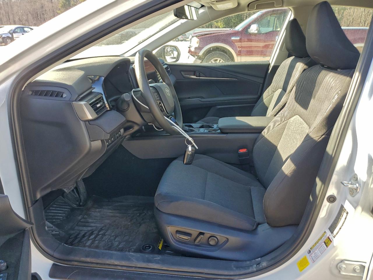 2025 TOYOTA CAMRY XSE photo 19