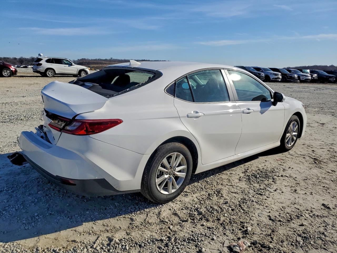 2025 TOYOTA CAMRY XSE photo 7