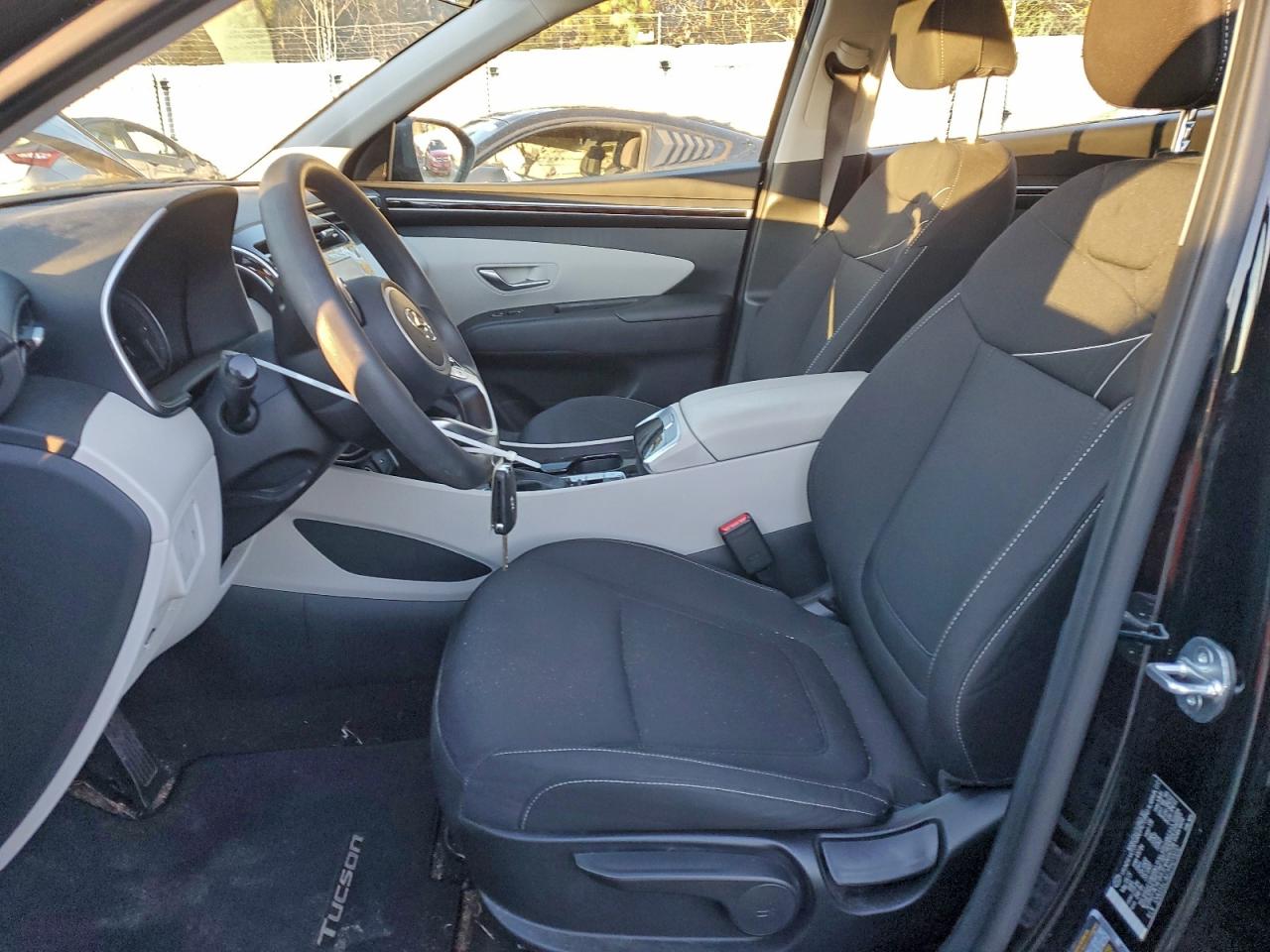 2023 HYUNDAI TUCSON SE photo 7