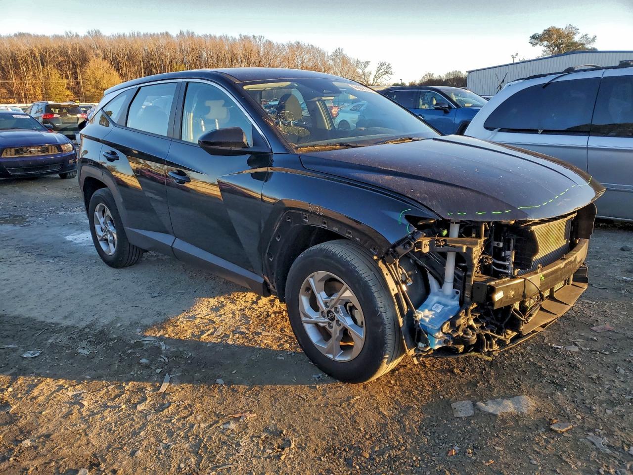 2023 HYUNDAI TUCSON SE photo 4