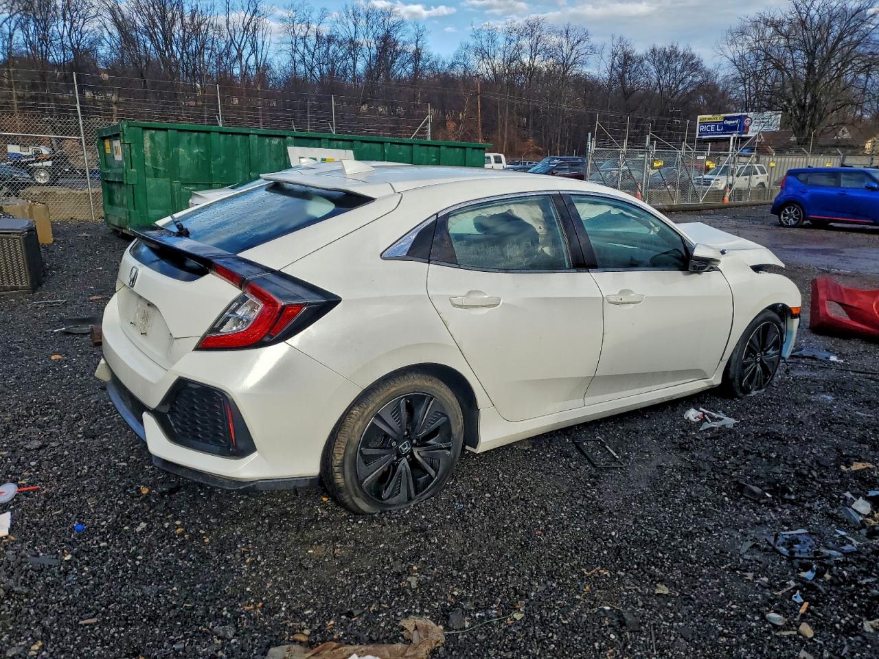 2017 HONDA CIVIC EX photo 3
