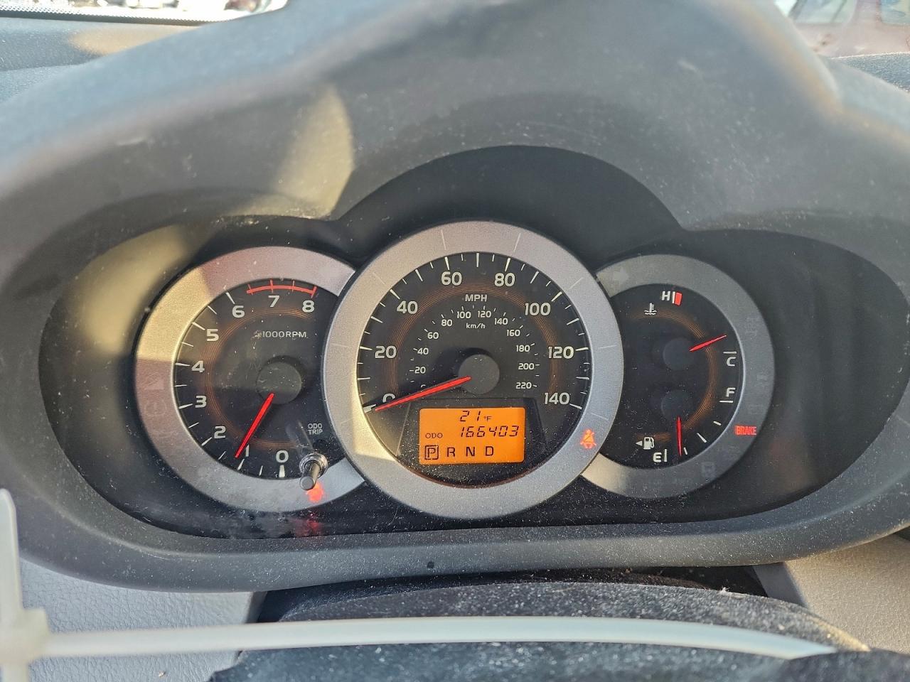 2011 TOYOTA RAV4 photo 9