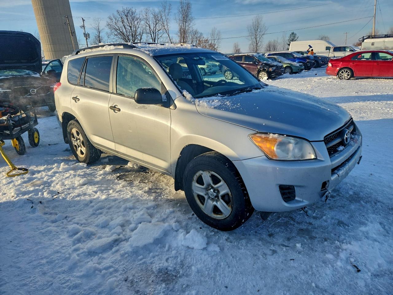 2011 TOYOTA RAV4 photo 4