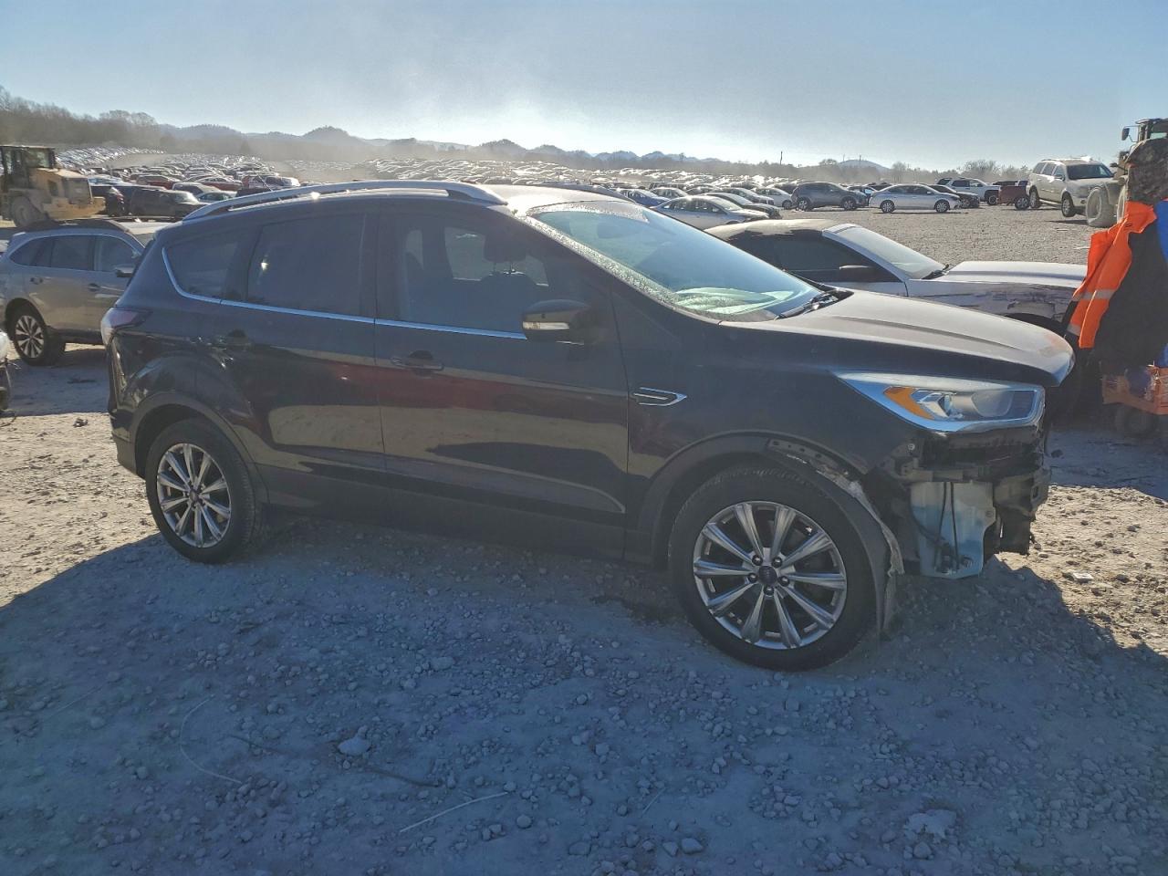 2017 FORD ESCAPE TITANIUM photo 4