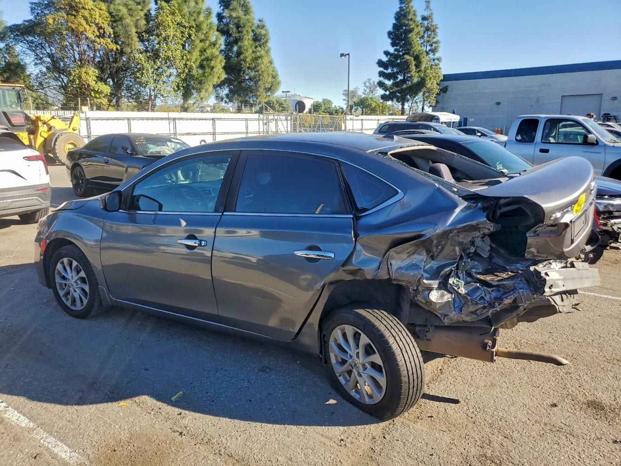 2018 NISSAN SENTRA photo 2