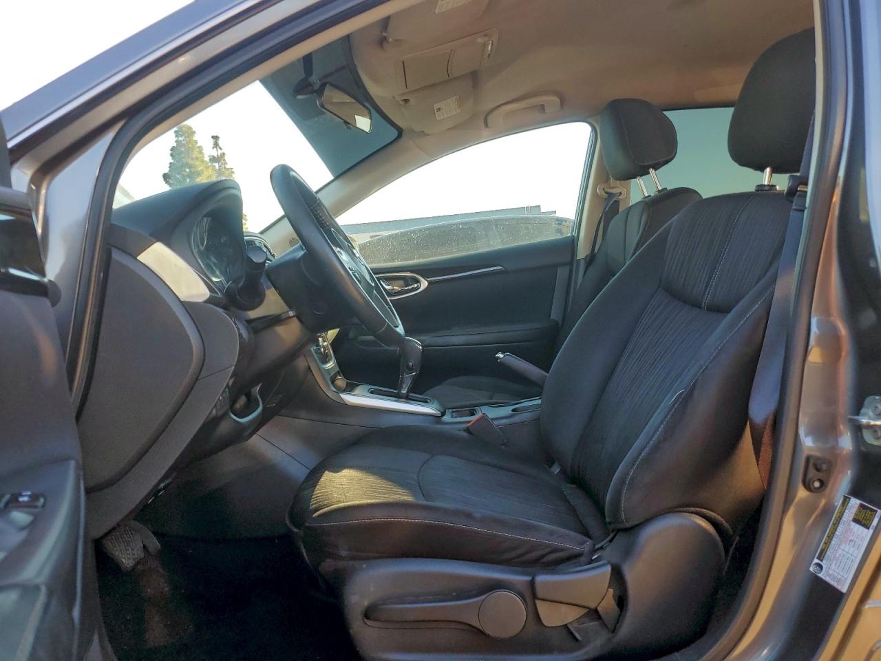 2018 NISSAN SENTRA photo 7