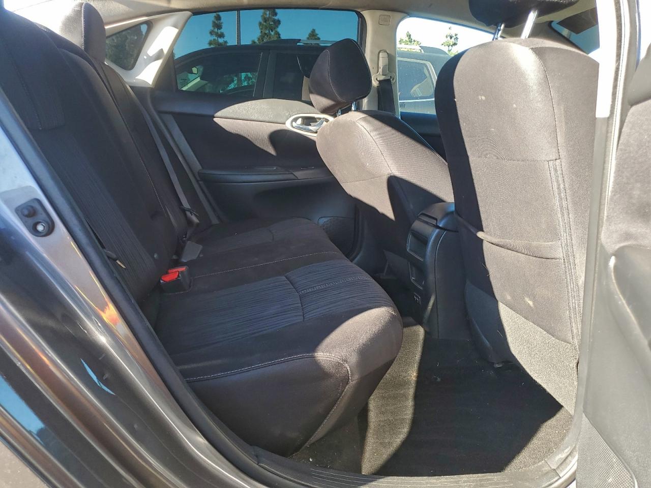 2018 NISSAN SENTRA photo 10