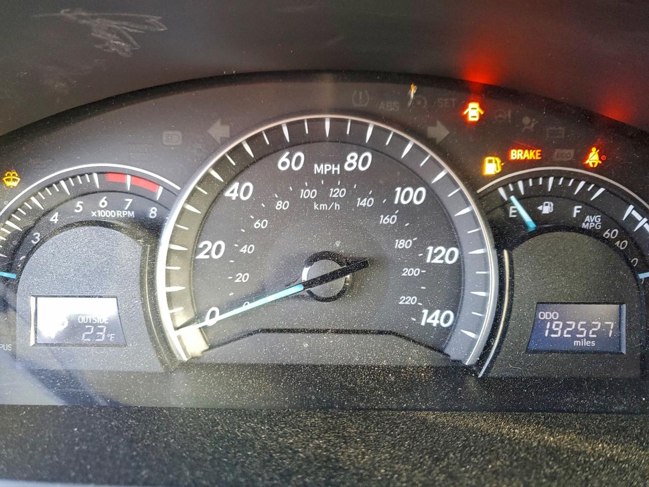 2015 TOYOTA CAMRY LE photo 17