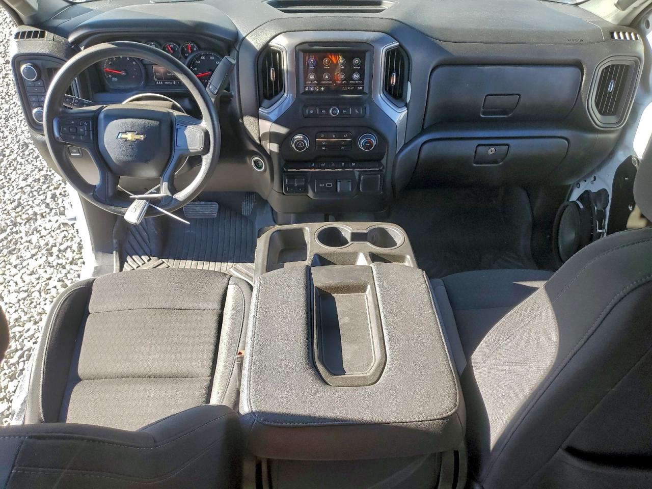 2024 CHEVROLET SILVERADO K2500 CUSTOM photo 8