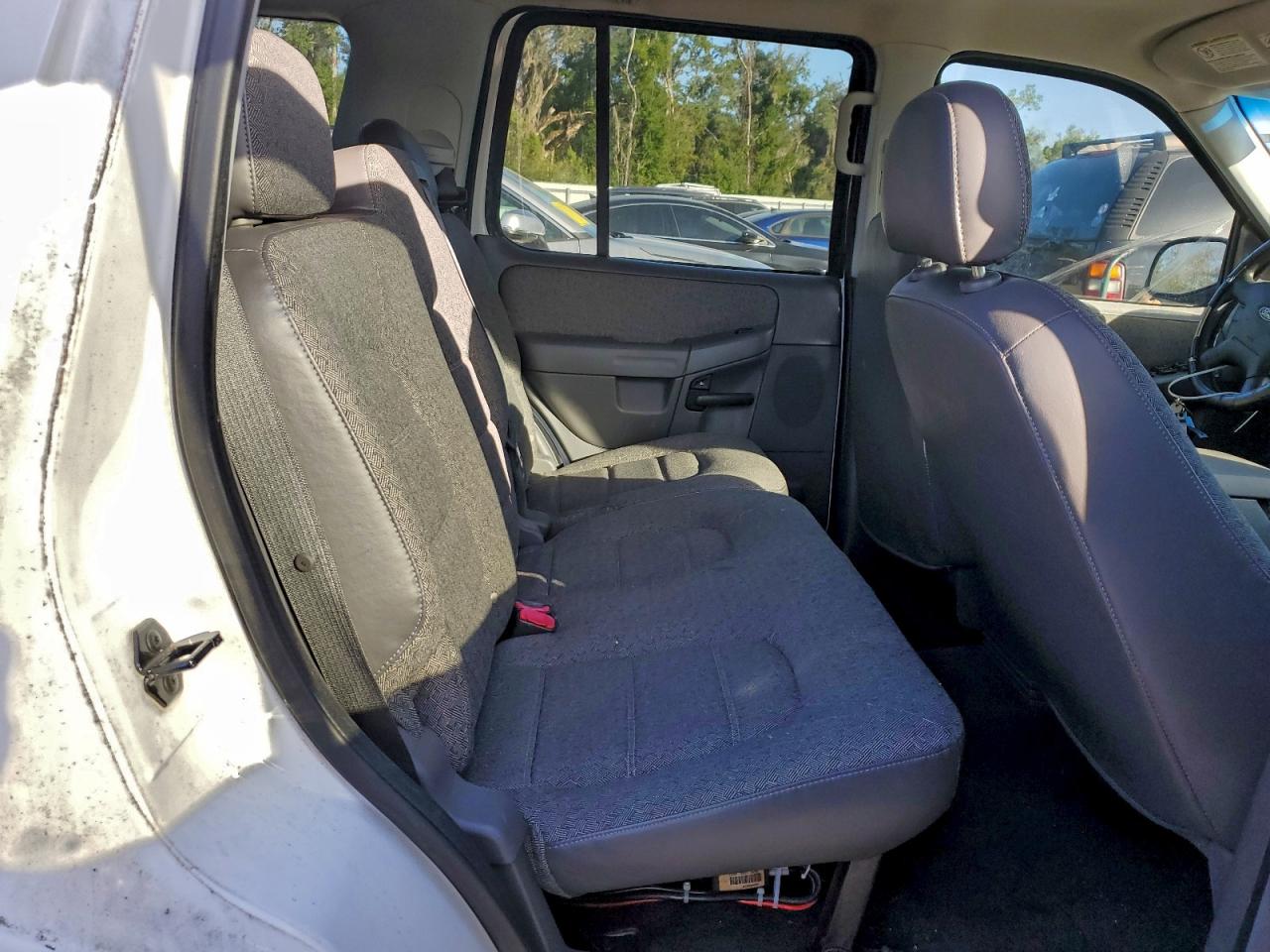 2005 FORD EXPLORER XLS photo 11