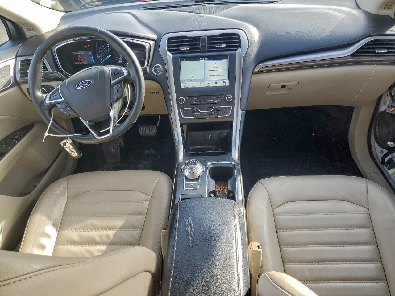 2017 FORD FUSION SE photo 8