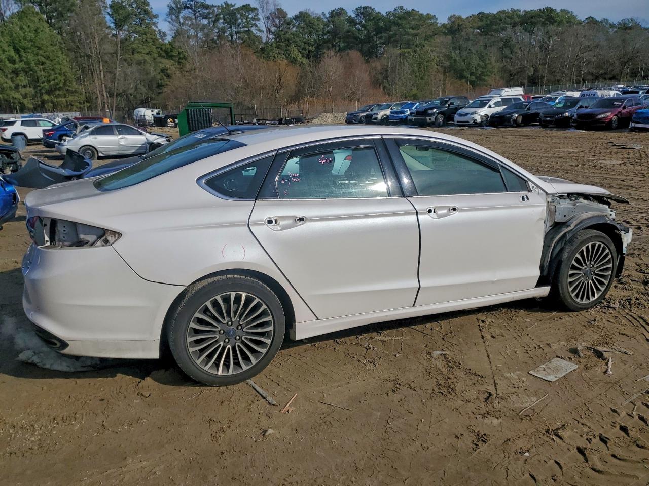 2017 FORD FUSION SE photo 3
