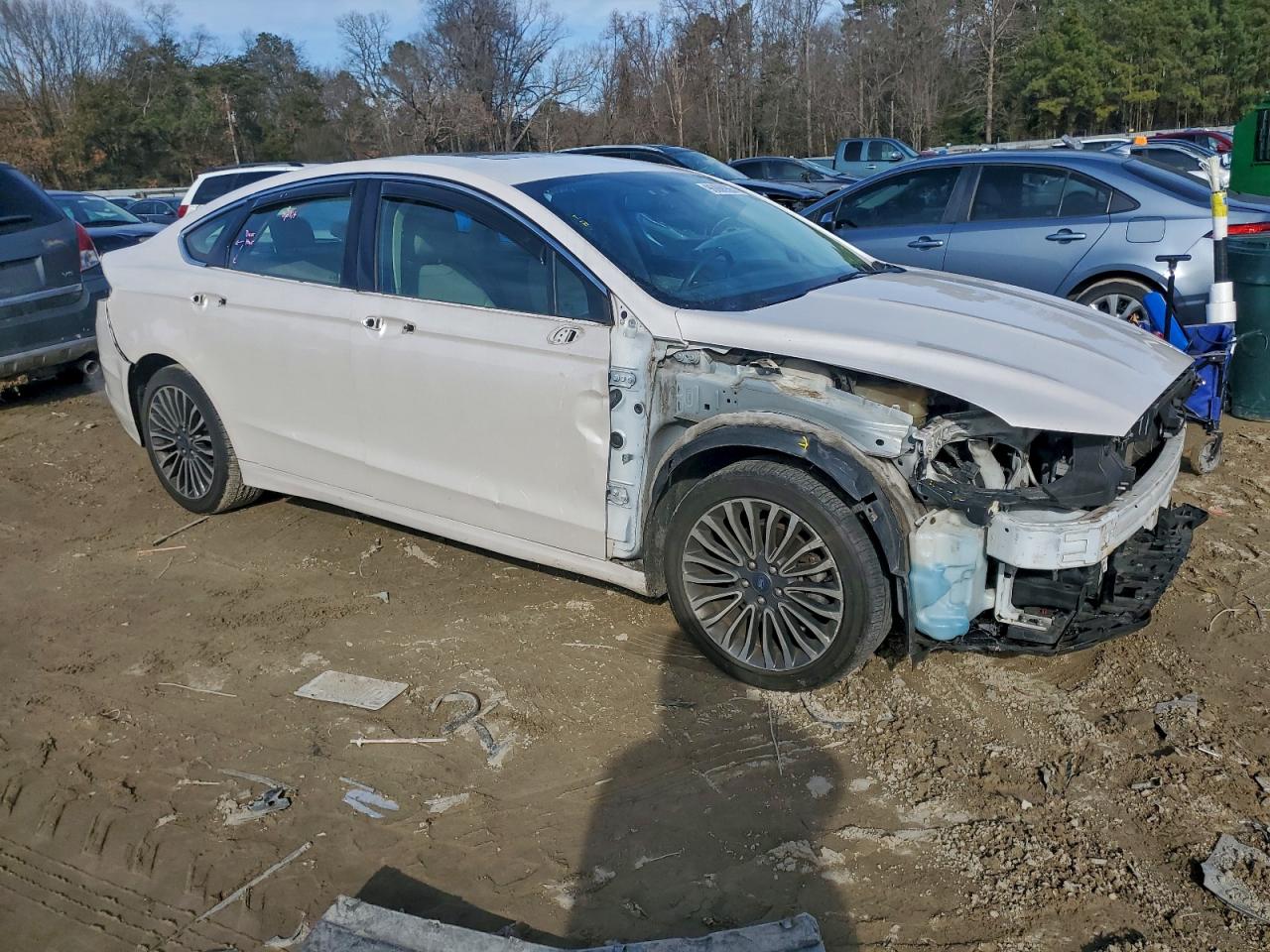2017 FORD FUSION SE photo 4
