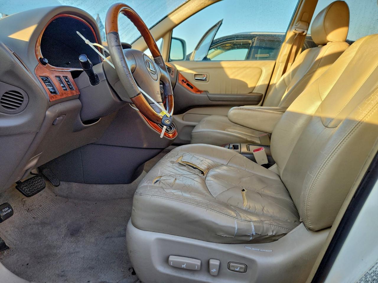 2002 LEXUS RX 300 photo 7