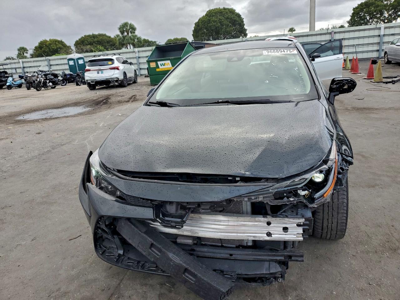 2021 TOYOTA COROLLA LE photo 5