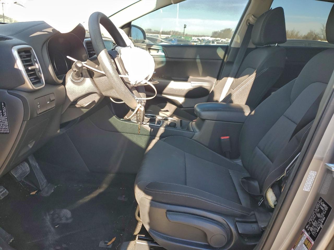 2020 KIA SPORTAGE LX photo 7