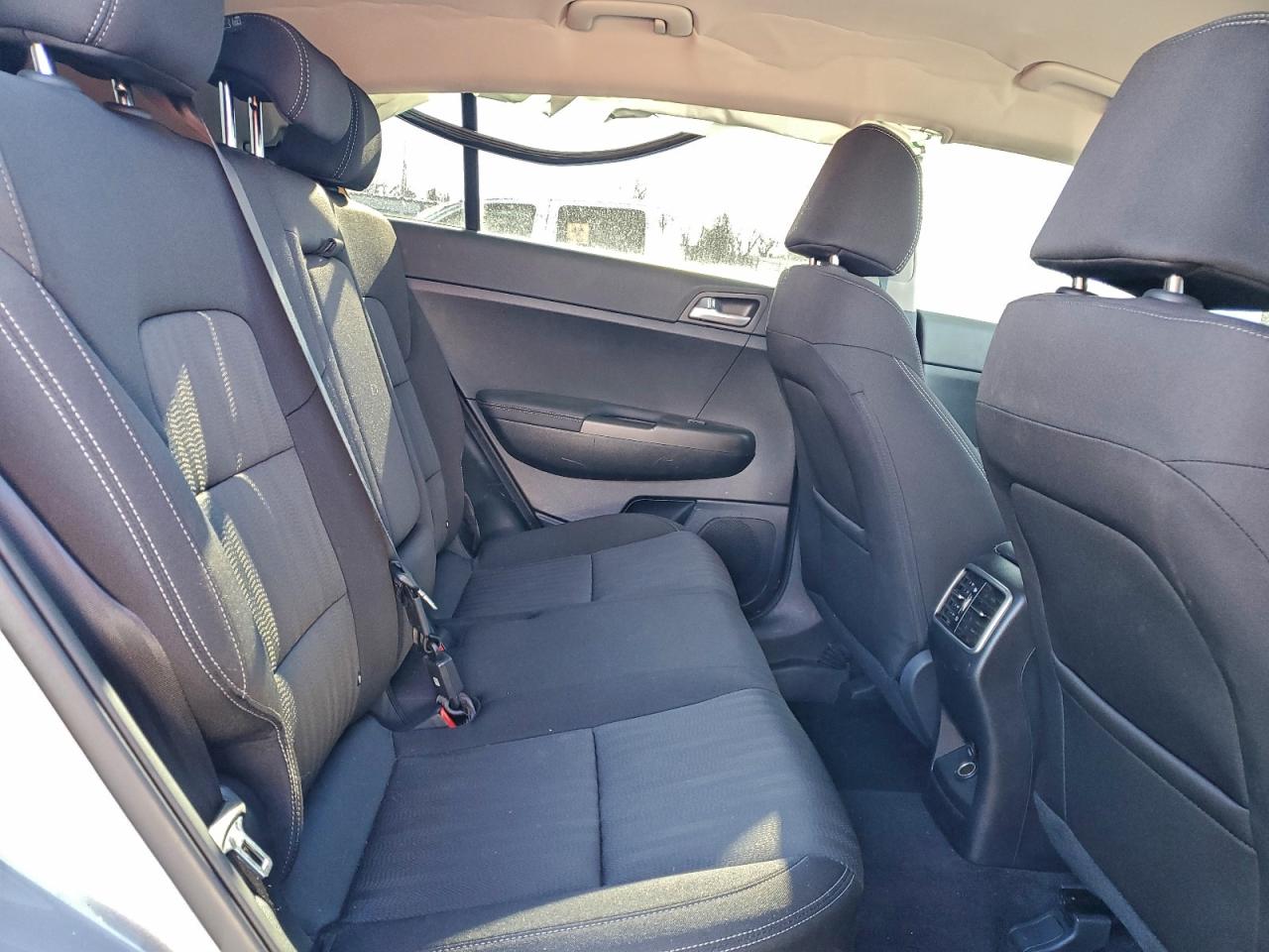 2020 KIA SPORTAGE LX photo 11