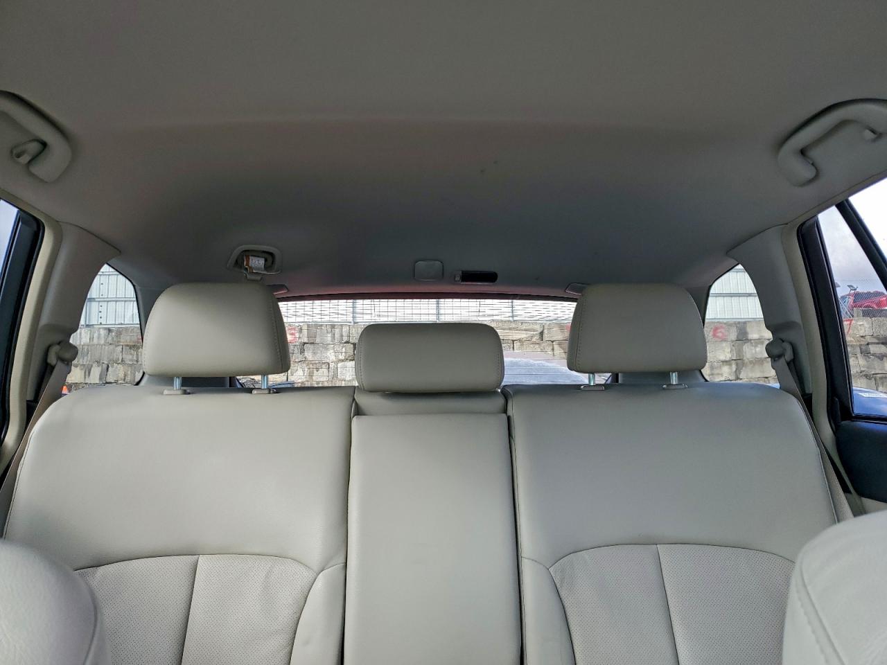 2010 SUBARU OUTBACK 2.5I LIMITED photo 10