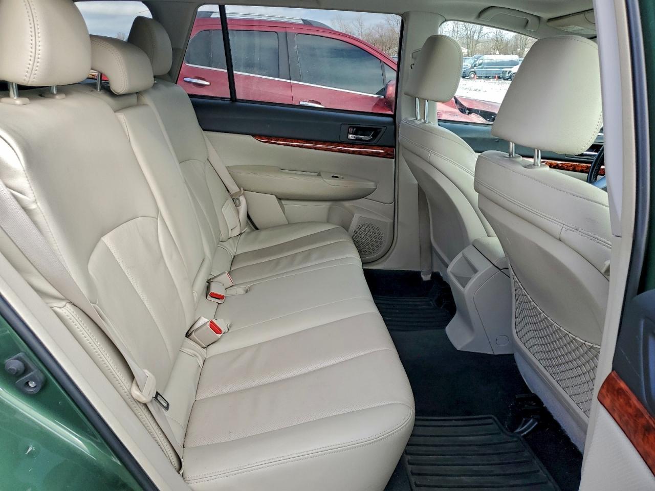 2010 SUBARU OUTBACK 2.5I LIMITED photo 11