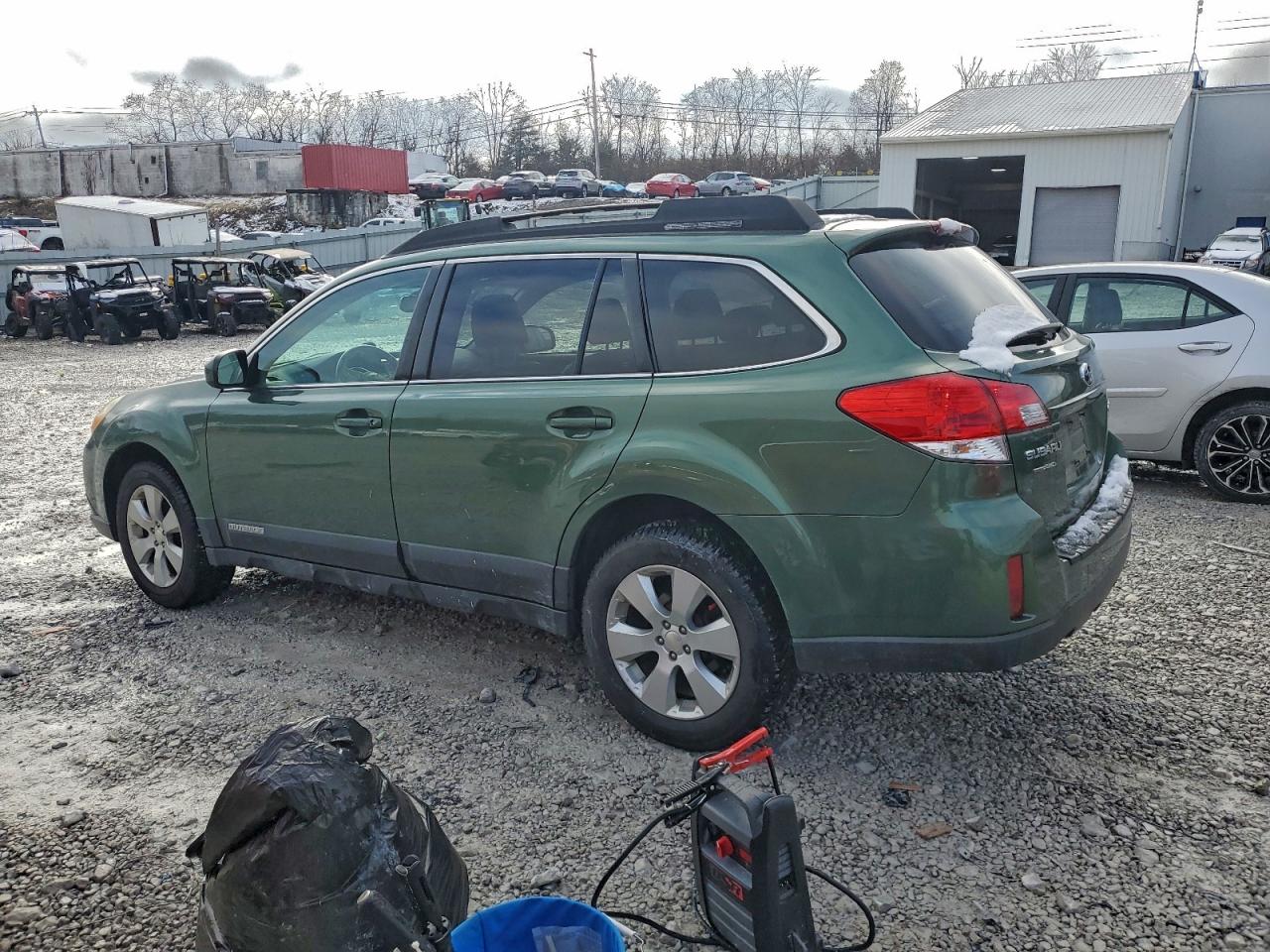 2010 SUBARU OUTBACK 2.5I LIMITED photo 2