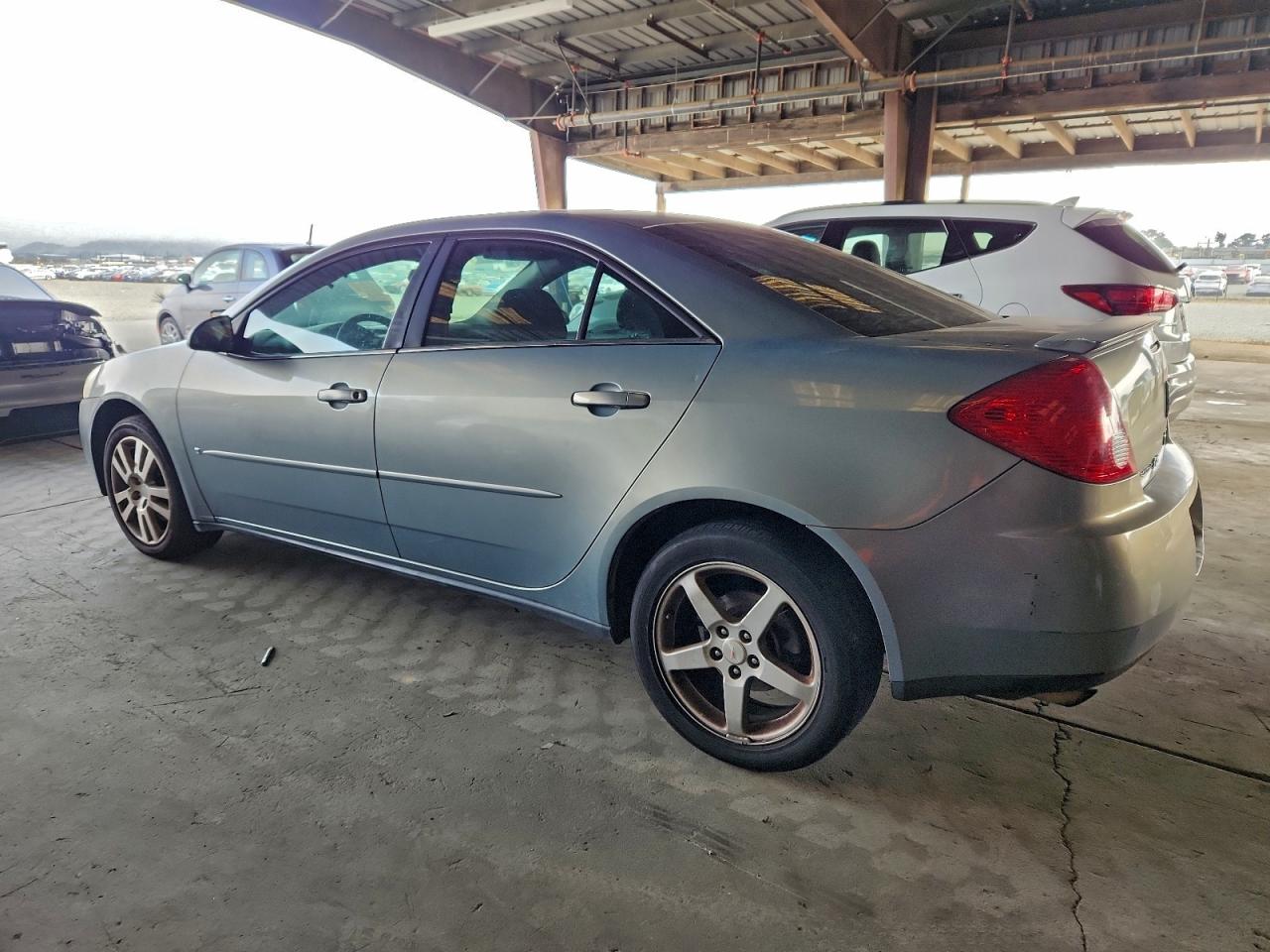 2007 PONTIAC G6 BASE photo 2