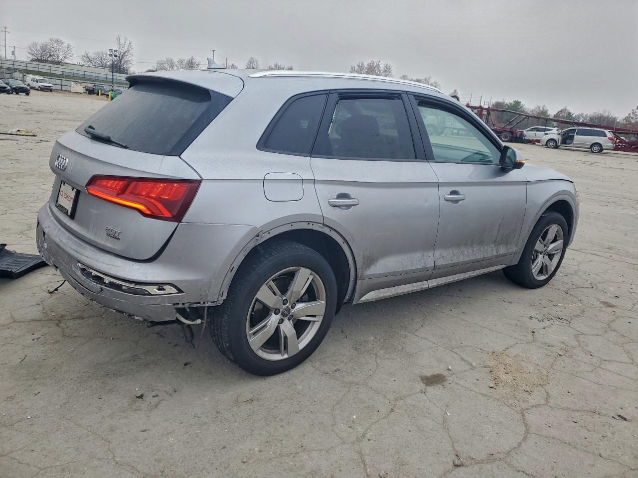 2018 AUDI Q5 PREMIUM photo 3