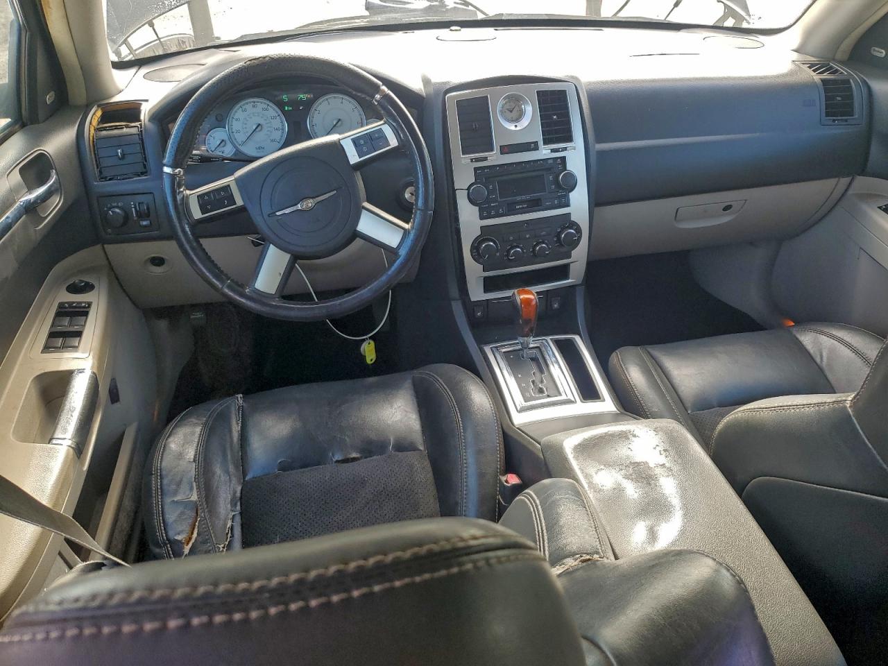2007 CHRYSLER 300C photo 15
