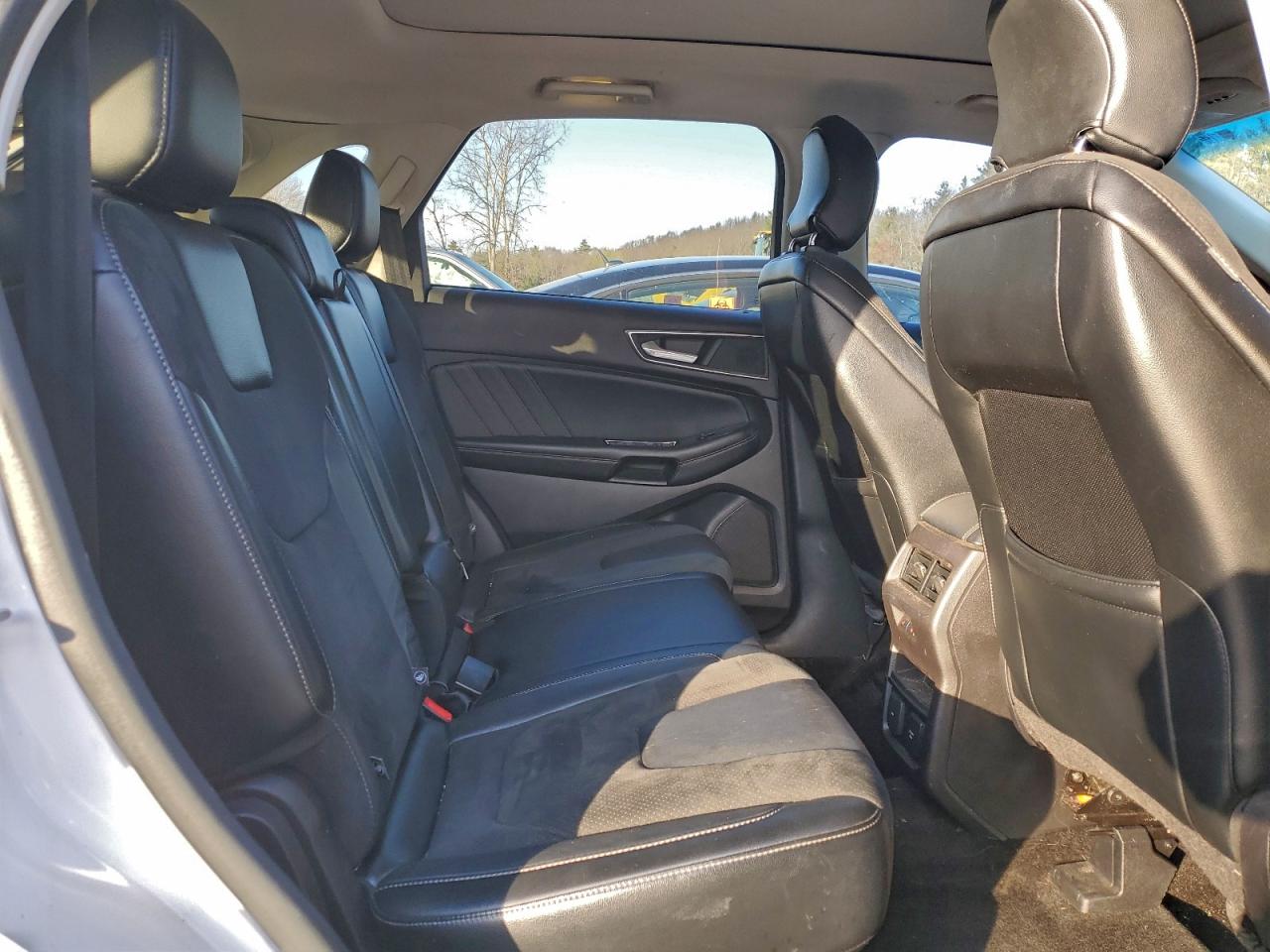 2015 FORD EDGE SPORT photo 31