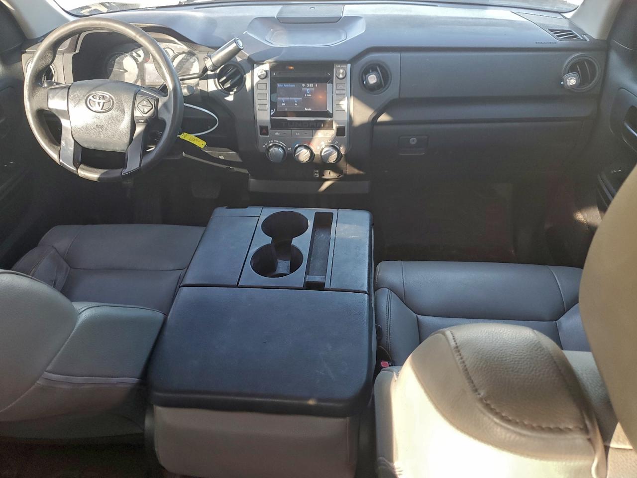 2014 TOYOTA TUNDRA DOUBLE CAB SR photo 22