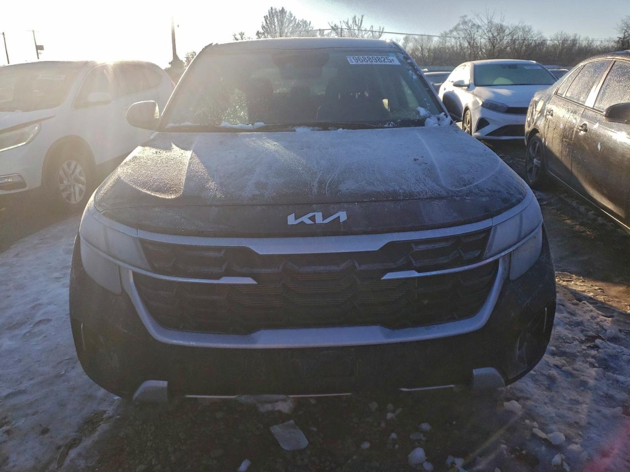 2025 KIA SELTOS LX photo 13